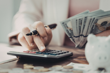 Managing Money Problems for People with Dementia